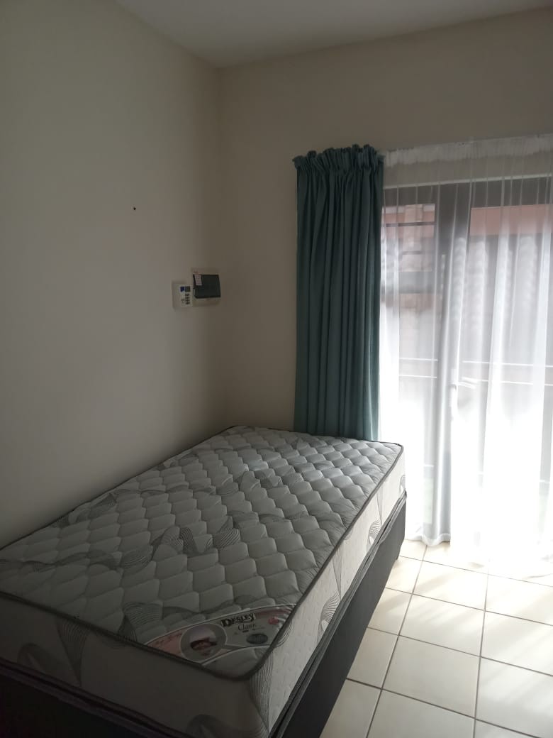 1 Bedroom Property for Sale in Vredenhof Sh Free State